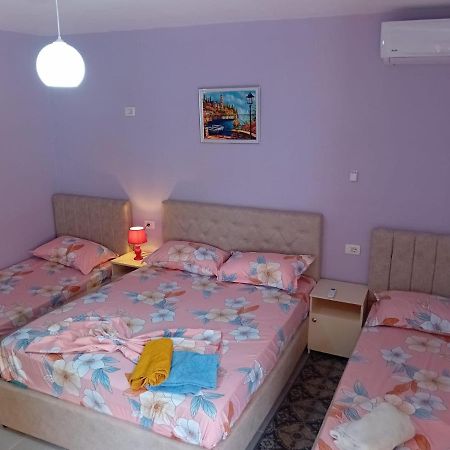 Hotel Ziku Durrës 外观 照片